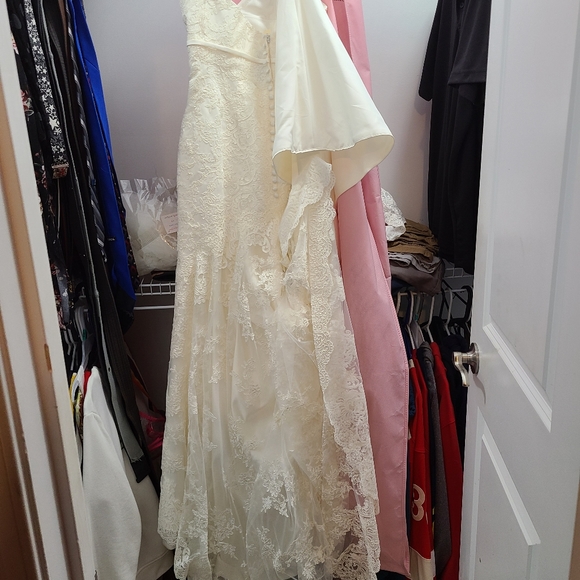 Wedding Dress NWT Size 10 Ivory - Picture 5 of 9